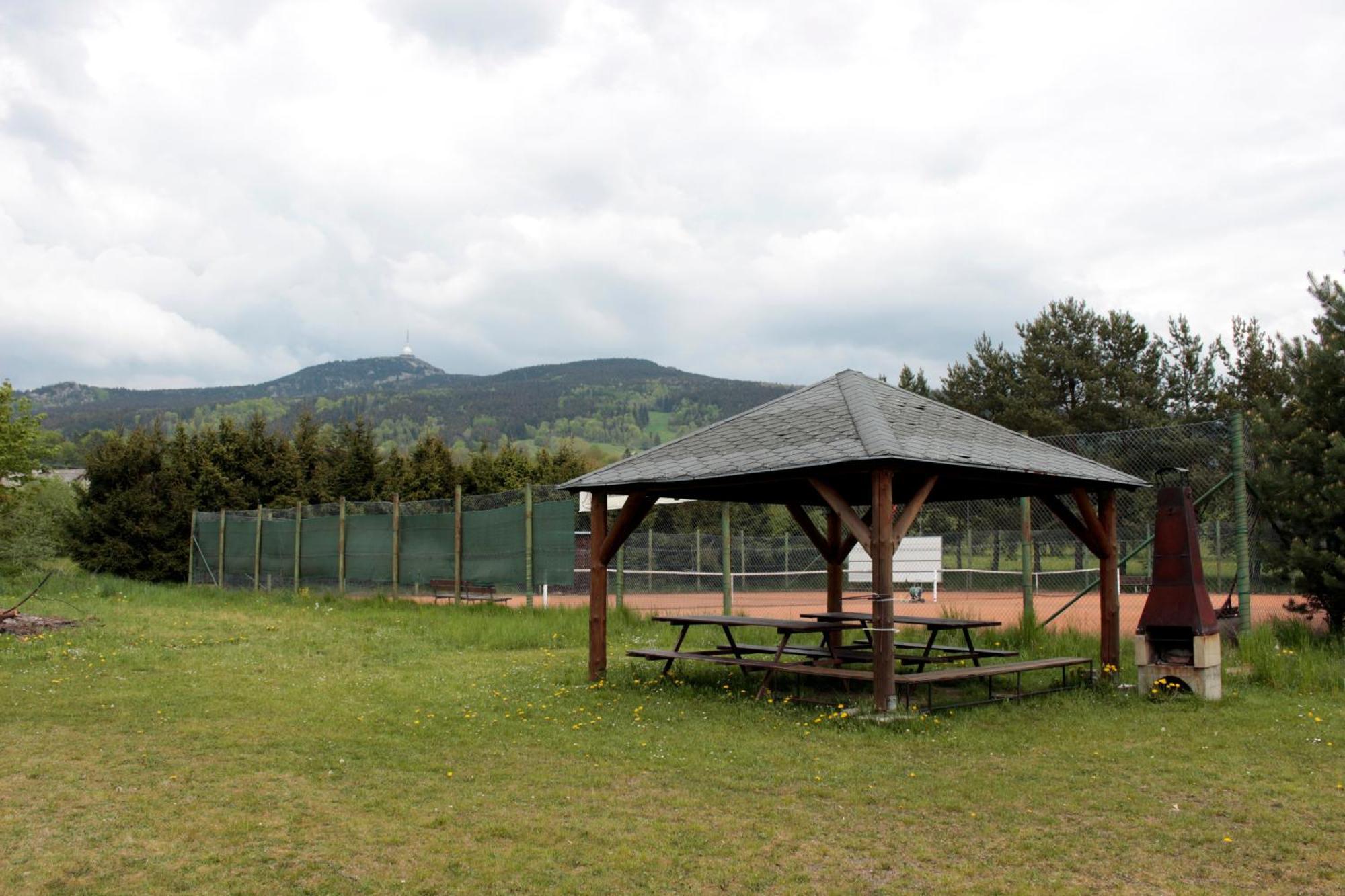 Penzion Hodky Svetla pod Jestedem Extérieur photo